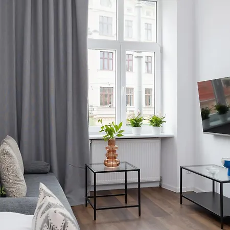 2-Bedroom Apartment - Długa 65 Street Krakau