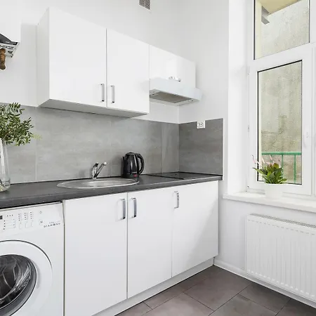 2-bedroom - Dluga 65 Street *