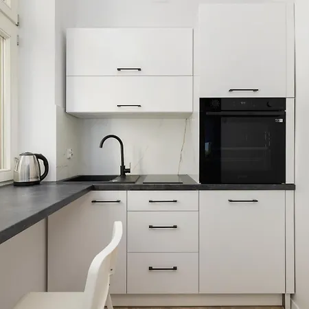 2-bedroom - Dluga 65 Street *