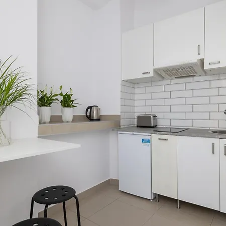 Апартаменты 2-bedroom - Dluga 65 Street *