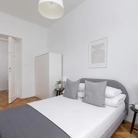 2-bedroom - Dluga 65 Street Апартаменты *