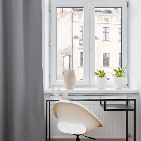 Апартаменты 2-bedroom - Dluga 65 Street *