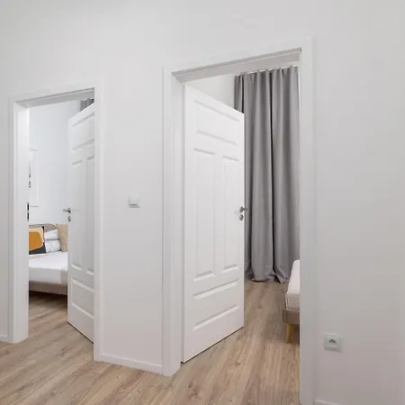 Appartement 2-Bedroom Apartment - Długa 65 Street *