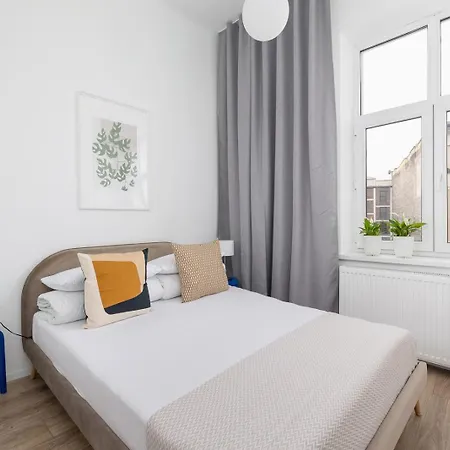 2-Bedroom Apartment - Długa 65 Street Appartement
