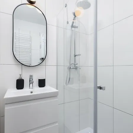 2-bedroom - Dluga 65 Street *