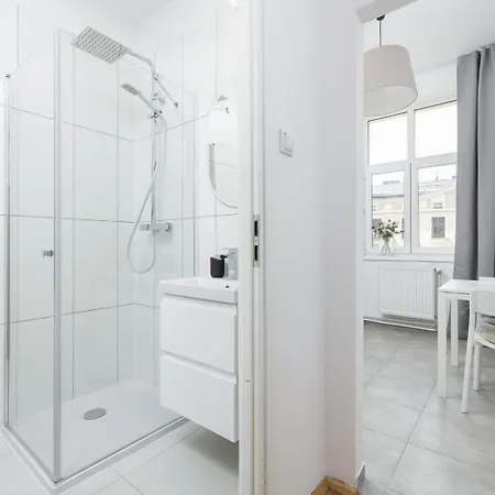 2-bedroom - Dluga 65 Street *