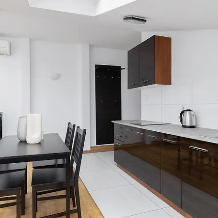 2-bedroom - Dluga 65 Street
